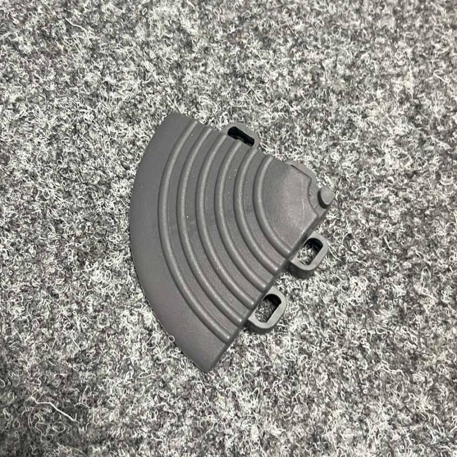 Angle de finition - Gris foncé