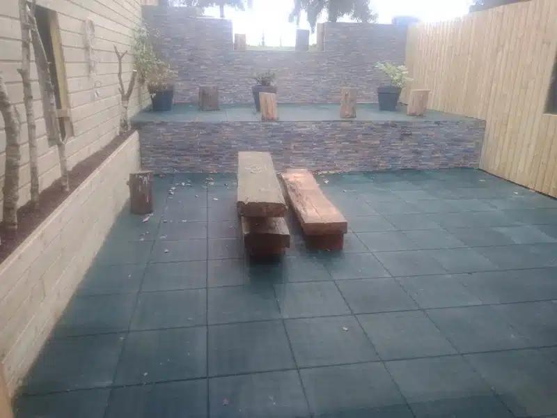 NOIR AIRE DE JEUX - Dalle amortissante 50cm x 50cm - 25mm - Photo 1