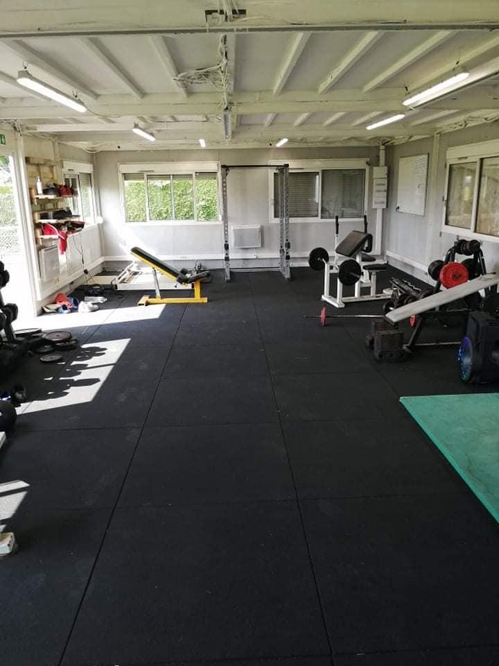 20 mm - Dalle amortissante caoutchouc 1 mètre x 1 mètre de Sport - Musculation - Crossfit - noir - Photo 4