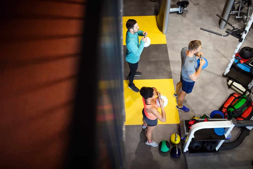 Comment Éviter les Erreurs Courantes dans le Choix des Dalles Absorbantes